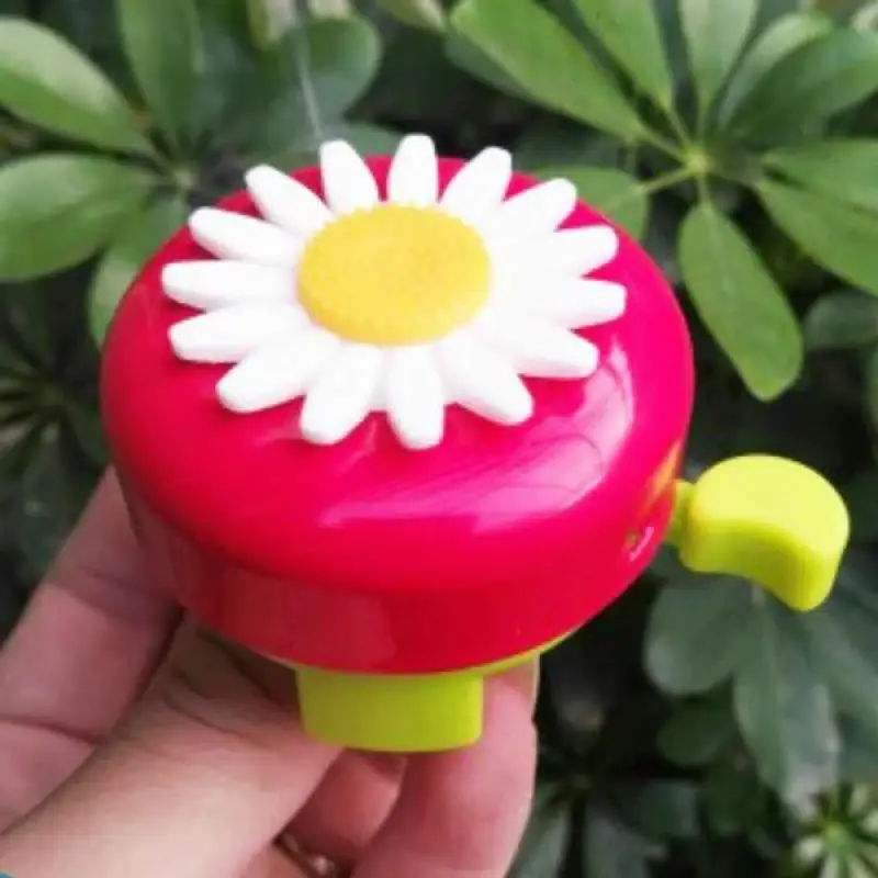3_Daisy_Flower_Bicycle_Bells_Safety_Feature.webp