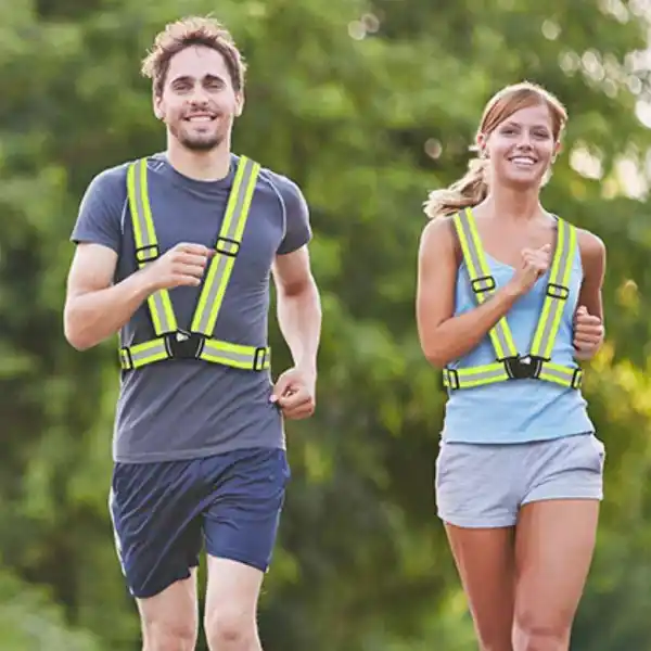main_hi-vis-vest-for-jogging-and-running.webp