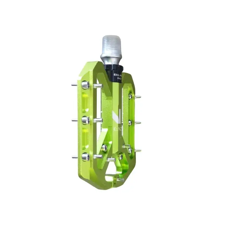 2_Clipless_Bike_Pedals_in_Vibrant_Green.webp