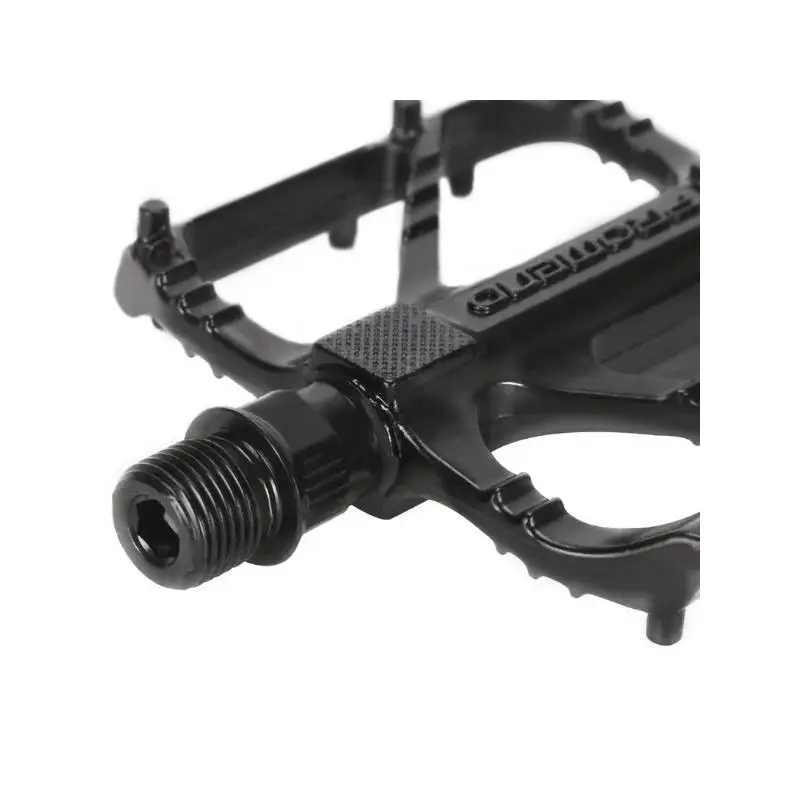 2_Mountain_Bicycle_Black_Pedals.webp