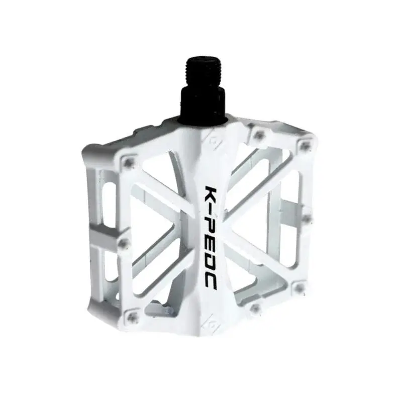 3_Spin_Effortlessly_With_White_Alloy_Bike_Pedals.webp