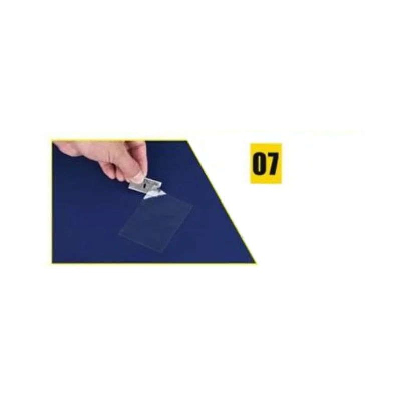 7_how_to_fix_cracks_in_windscreen_step_7.webp