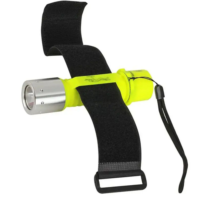 Waterproof-LED-Flashlight-with-Wrist-Strap-1000LM-Image-2.webp
