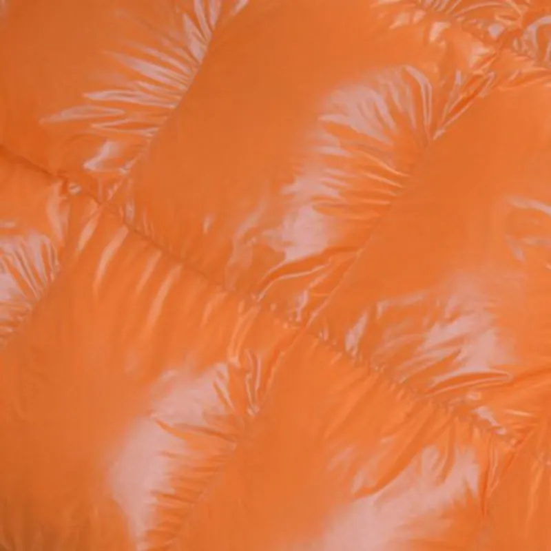 square-baffle-close-up-of-orange-down-sleeping-bag.webp