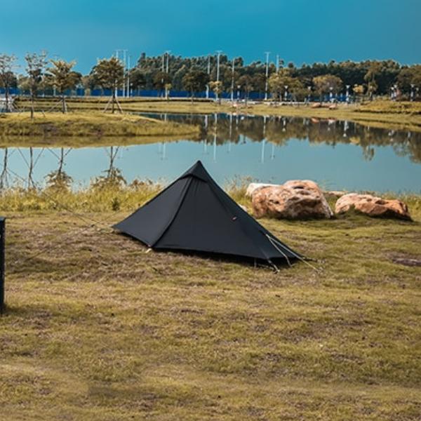 Vuno-Black-Ops-Ultralight-Tramping-Tent-in-Use.jpg