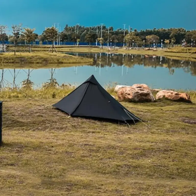 Vuno-Black-Ops-Ultralight-Tramping-Tent-in-Use.webp