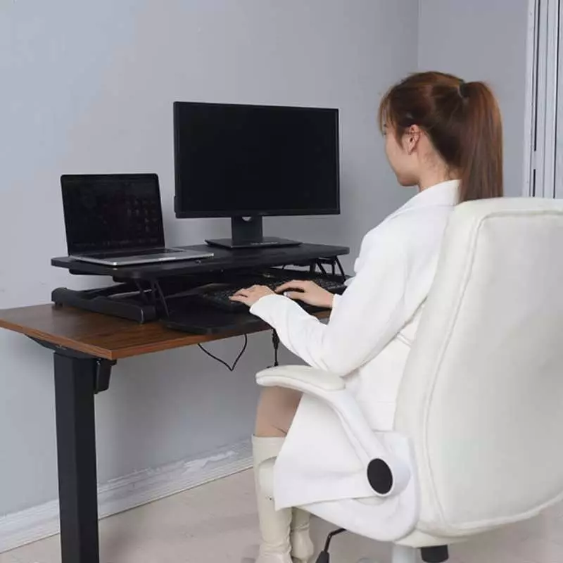 raisable-laptop-stand-for-height-adjustable-desk-standing-or-sitting-(1).webp