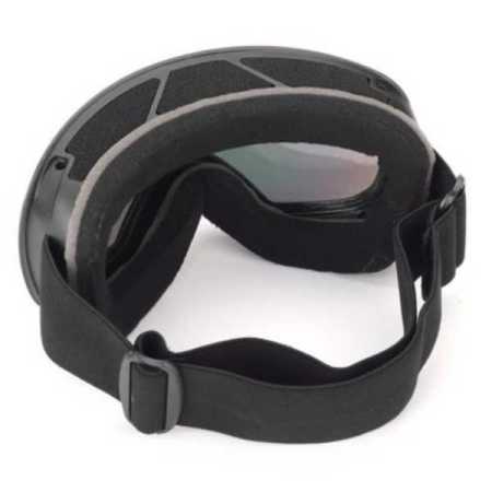 top-view-of-double-layed-ski-goggles